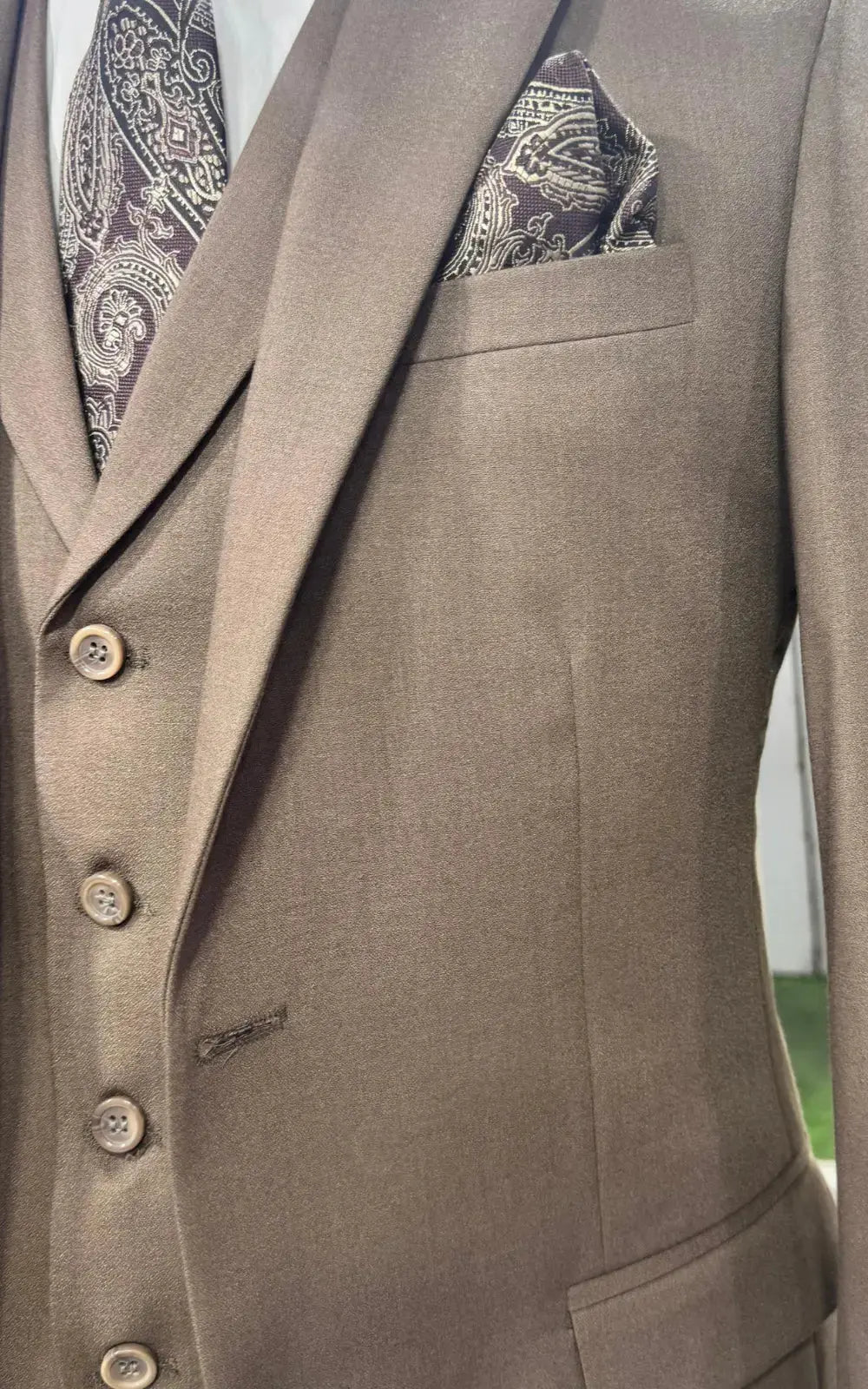 Tan Brown Notch Lapel 3-Piece Suit Last Option